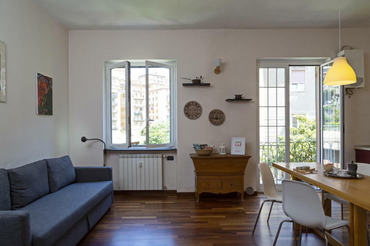 Sunny Apartment Over The Harbor Генуя Екстер'єр фото
